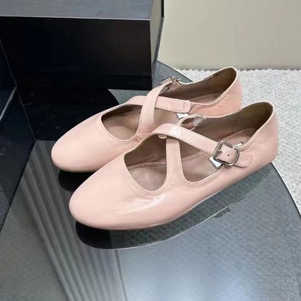 Ballerine da donna in pelle verniciata con fibbia in strass Mary Jane quadrata singola autunno testa tonda poco profonda scoop scarpe in pelle scamosciata brillante stile college di alta qualità