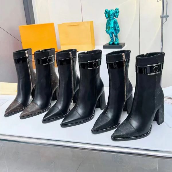 Stivaletti di design di alta qualità Martin Boots Fibbia in corno strutturato Design con cerniera Elementi del marchio Design comodi stivali da donna slim 35-42