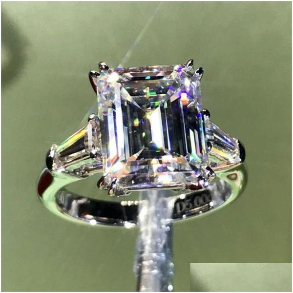 Alyans Lüks Emerald Cut 4ct Lab Diamond Ring% 100 Orijinal 925 Sterling Sier Engagement Wunnand Rings Kadınlar Gelin J Dhjyd