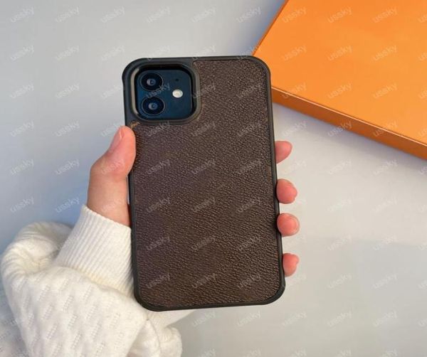 Luxurys Designer-Handyhüllen für iPhone 11 12 13 Pro Promax 13 Mini 78 78plus XR XXS XSmax Brown Flower Cover Antifall Case D9339660