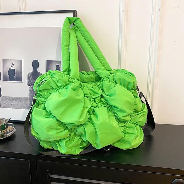 Вечерние сумки Зеленый дизайн Мягкая сумка Дизайнерская стеганая сумка на плечо для женщин Большая вместительная нейлоновая сумка для покупок Модные сумки через плечо