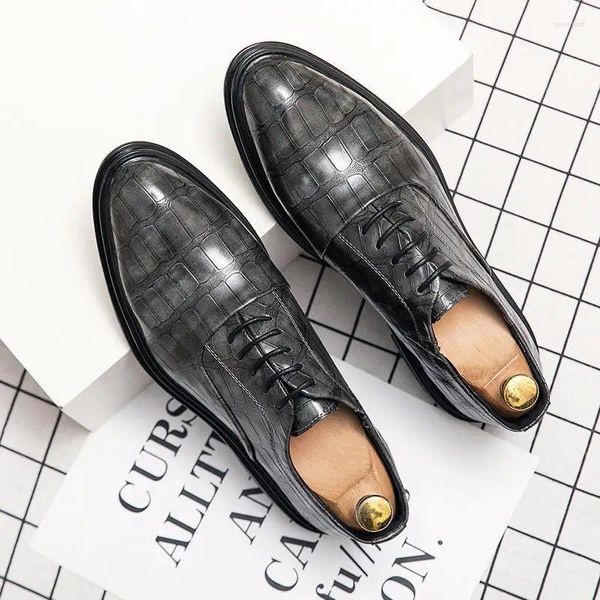 Sapatos de vestido de couro masculino genuíno negócio formal desgaste estilo britânico casual primavera legal e selvagem noivo casamento sapato