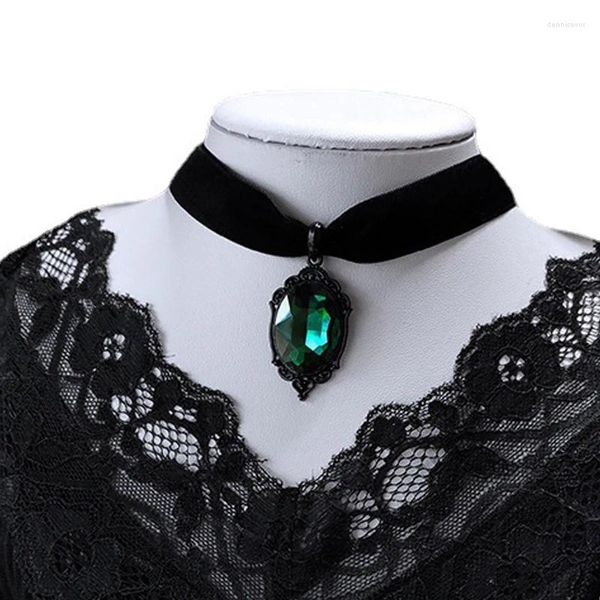 Ожерелья с подвесками Green Venom Cameo Choker для женщин и девочек, модные альтернативные готические ювелирные аксессуары, винтажное бархатное ожерелье, подарок для нее