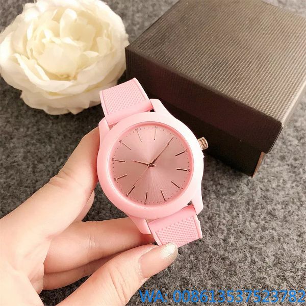 Marca nova venda quente relógio de moda marca completa relógio de pulso masculino feminino estilo crocodilo luxo com logotipo silicone banda relógio de quartzo orologi dropshipping designer