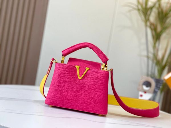 2023 nova mini bolsa de alta qualidade clássico outubro couro macio estilo rua moda designer elegante moda clássico couro crossbody saco m59440