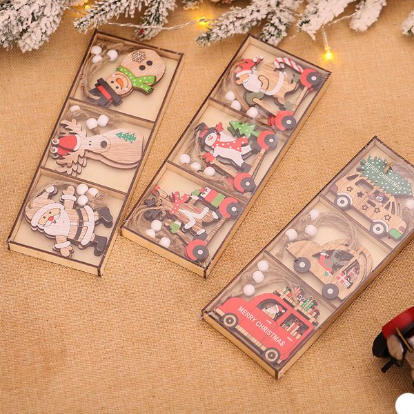 Nuovi prodotti decorativi natalizi Cartone animato Babbo Natale Combinazione Ciondolo Auto in legno Accessori decorativi per albero di Natale