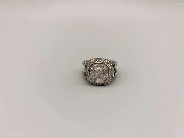Anelli a grappolo Le Han Cable Squar Argento tibetano Pietra bianca con anello in zirconi trasparenti