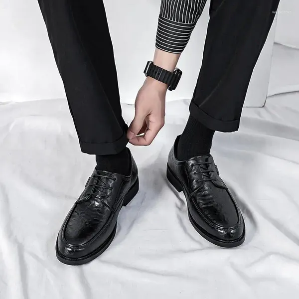 Sapatos de vestido masculino negócios formal couro três juntas preto macio final noivo casamento