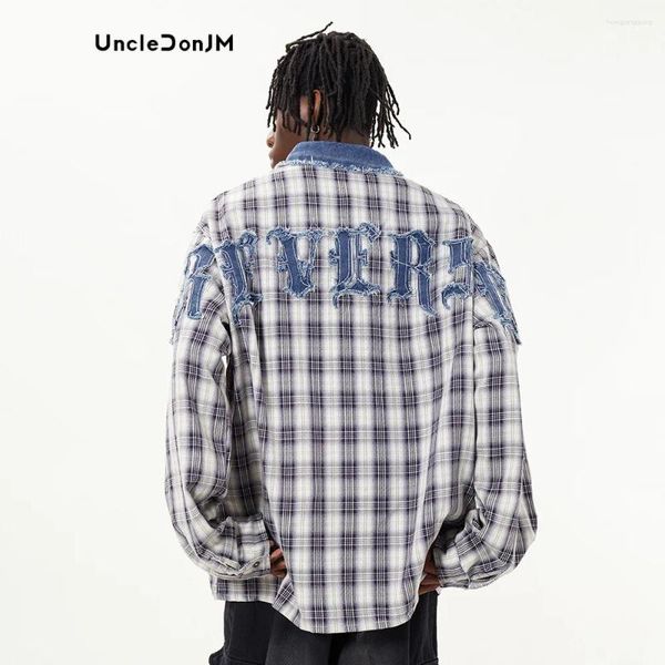 Camicie casual maschile Uncledonjm Patch Lettera ricamata a maniche lunghe a manica lunga Contrasto cucitura tasca per tasca il risvolto Y2K Streetwear Plaid