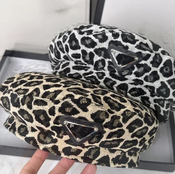 Kadın Kış Şapkası Tasarımcısı Bere Moda Leopar Beretleri Erkekler için Ressam Casquette Cap Klasik Üçgen Kapaklar Bayanlar Beanie Hat Yeni -3