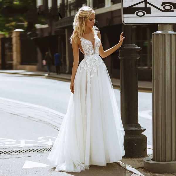 Boho Hochzeitskleid V-Ausschnitt Applikationen Kleid Knopf Strand Einfache Brautrobe Vestidos de Spitze A-Linie Tüll Braut Novia