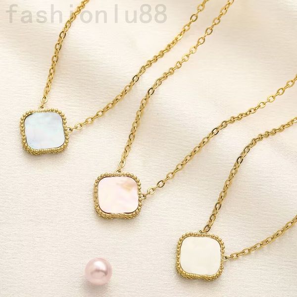 Розовый четырехлистный клевер, дизайнерское ожерелье для женщин, маленькие подвески, ожерелья из нержавеющей стали, золотые, серебряные звенья, цепочки из перламутрового цветка zf071