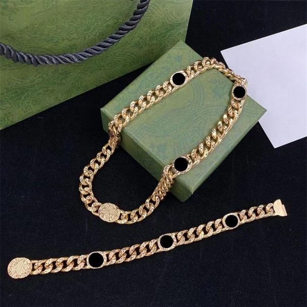 Nuova collana di design di lusso catene da uomo girocollo per collane con lettera unisex braccialetto placcato oro 18 carati fascino moda punk jew293e