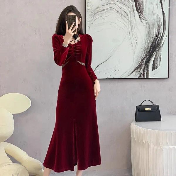 Sıradan Elbiseler 2023 Sonbahar Kış Velvet Patchwork Dantel Uzun Elbise Zarif Kadınlar V Boyun Tam Kılıf Split Bodycon Deniz Kızı Parti Vestidos