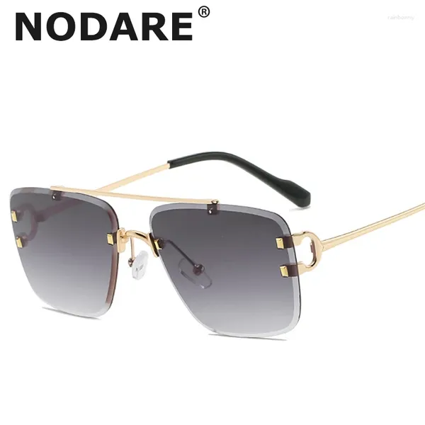 Sonnenbrille Mode Cool Einzigartige Randlose Stil Spikes Nieten Frauen Männer Vintage Gradienten Quadratische Sonnenbrille UV400