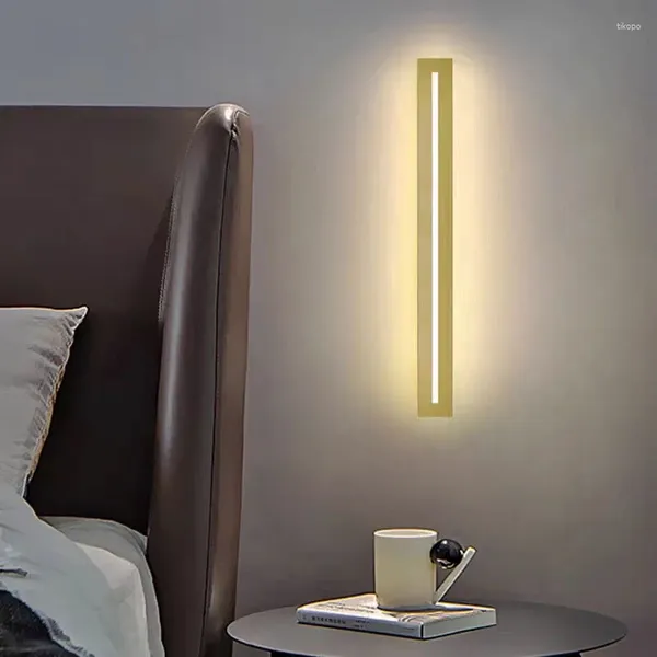 Lampada da parete Moderna e minimalista Striscia LED Camera da letto Divano Soggiorno Sfondo El Mall Decorazione di illuminazione interna