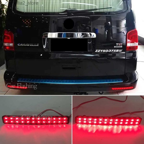 Luzes traseiras do carro 2pcs LED luz refletora do para-choque traseiro para Volkswagen VW T5 Transporter Caravelle Multivan 2003-2011 Lâmpada de sinal de parada de freio traseiro Q231017