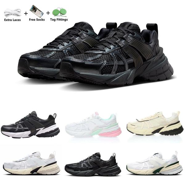 Designer Runtekk Sneakers Running Shoes Plattform V2K Run Summit Metallic Sier Sier Triple Black White Green Graphit Gray Männer Damen Low Trainer