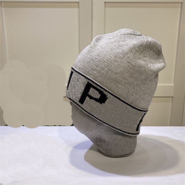 Gorro de luxo chapéu de inverno malha designer crânio boné de beisebol de luxo ao ar livre feminino alfabeto lã boné cabeça dos homens quente cashmere crânio boné casual caminhoneiro chapéu