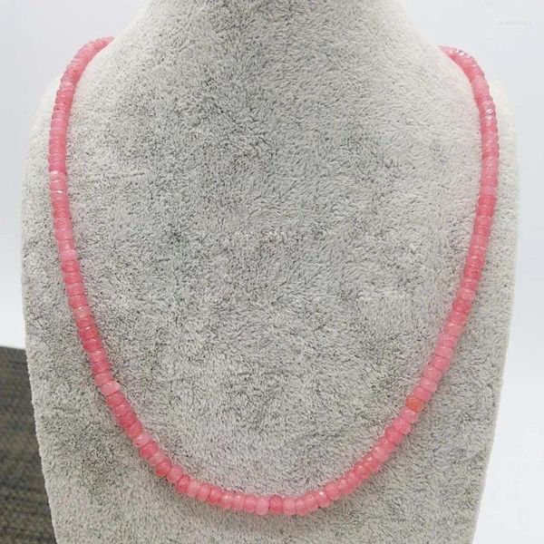 Цепочки 18-дюймовое женское ожерелье из натурального розового нефрита размером 2x4 мм с многогранными драгоценными камнями и бисером