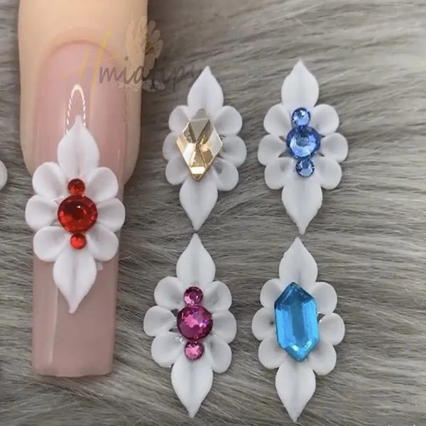 Decorazioni per unghie 3D Fiori acrilici perle Gioielli fatti a mano Estate Kawaii Charms Manicure Decorazione fai da te 231017