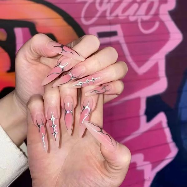 Накладные ногти Super Cool y2k Press On Long Stiletto Fake Nail Art Silver Flame Blush с дизайном Полные советы по маникюру 231017