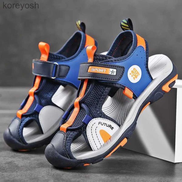 Athletic Outdoor Nuovi sandali estivi per bambini Moda Sandali per ragazzi Suola morbida Anti-collisione Punta da spiaggia Acqua Scarpe per bambini Ragazze Sneakers CasualL231017