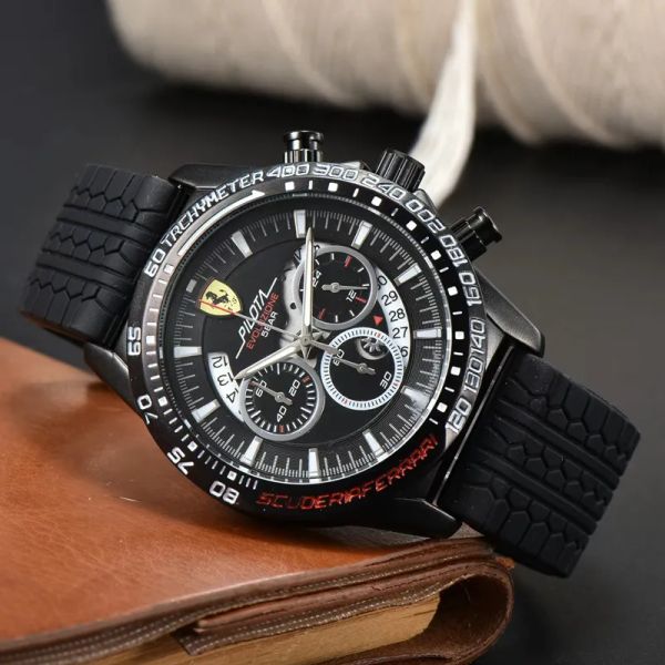 Наручные часы для мужчин 2024 Новые мужские часы Шесть стежков Все циферблаты Кварцевые часы Ferrar Лучший люксовый бренд с хронографом Часы с резиновым ремнем Мода F1 Racing Car Type One