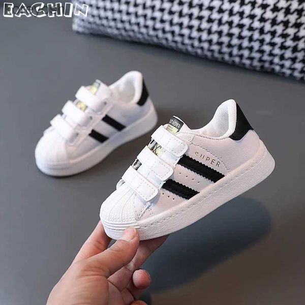 Sportliche Outdoor-Kinder-Turnschuhe Kinder Fashion Design Weißer Slip-Casual-Schuhe für Jungen Mädchen Hook Atmungsfreie Turnschuhe Kleinkinder Outdoor Shoel231017