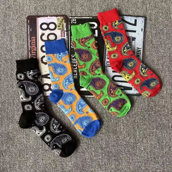 Divertenti calzini firmati da uomo Street Skate Stampa paisley Moda classica Calzino vintage a metà polpaccio Nero Blu Bianco Rosso Cotone Hip Hop Donna Bandana per adulti Grafica colorata