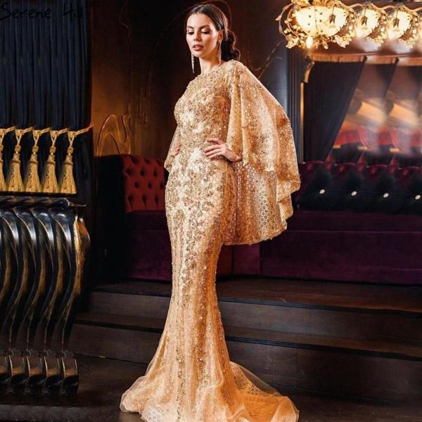 Abiti da festa Serene Hill Gold Plus Size Sirena eleganti abiti da sera di lusso 2022 Perle che bordano con mantello per le donne LA70738Party210L