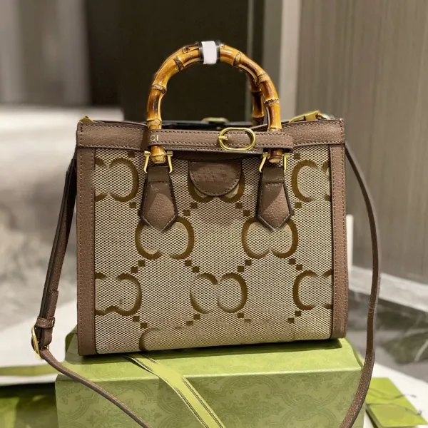 Diana Toates Çantalar Kadın Mini Tote Moda Tasarımcısı Bambu Çanta Lüks Jumbo G Omuz Bag Tel Çantaları Cüzdan Deri Çanta Cüzdan Cross Vücut 2310172D