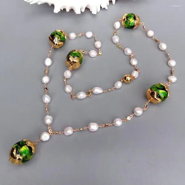 Ciondoli KKGEM Collana in vetro di Murano verde coltivato da 20 mm, perla barocca bianca da 8-9 mm, catena con rosario e pavé di zirconi