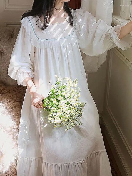 Mulheres Sleepwear Mulheres Ruffles Vintage Nightgowns Lolita Princesa Branco Algodão Lace Fada Vestido Victorian Nightdress Loungewear