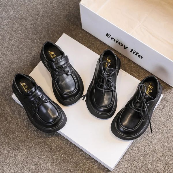 Кроссовки Детские маленькие черные туфли из искусственной кожи Весенние лоферы в британском стиле в стиле ретро Японские школьные туфли на шнуровке для девочек и мальчиков на плоской подошве 231017