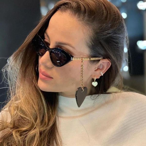 Óculos de sol vintage olho de gato mulheres moda luxo designer óculos de sol tons com suporte de corrente coração pingente uv400 oculos gafas