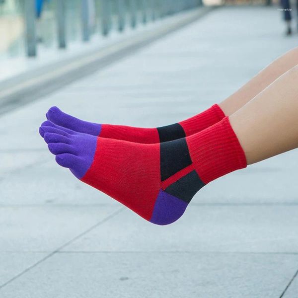 Erkek Çorap Beş Parmak Emme Teri Nefes Alabilir Pamuk Moda Elyaf Tip Erkekler Rahat Renkli Parlayan Erkek Mürettebat