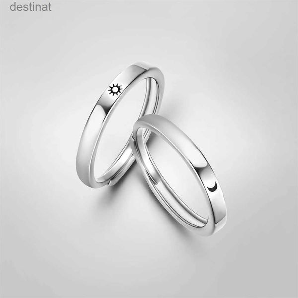 Solitaire Ring 2pcs Güneş ve Ay Çift Yüzük Kadınlar İçin Erkekler Modeli Kalp Eşleşen Parmak Yüzük Set Dostluk Nişan Düğün Mücevher Hediyesi231018