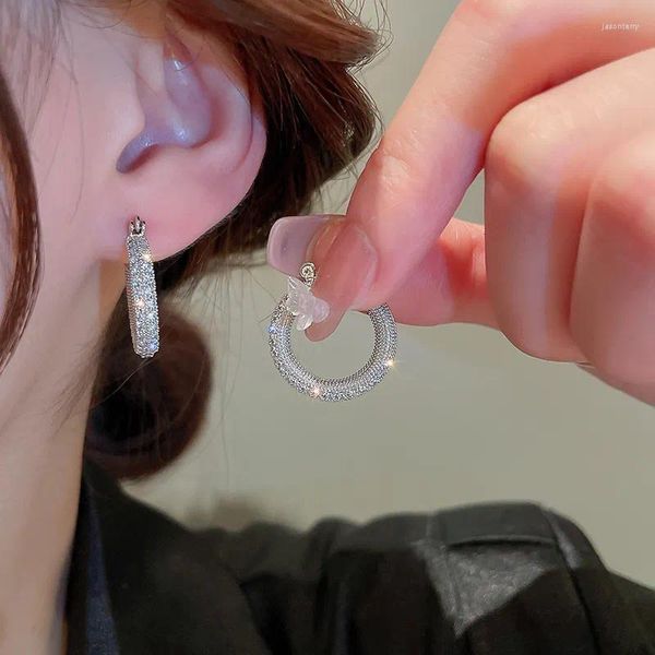 Çember Küpe Kadınlar İçin Lüks Out Gümüş Renk CZ Moda Kpop Tarzı Piercing Tragus Bling Mücevher Hediye Kde084