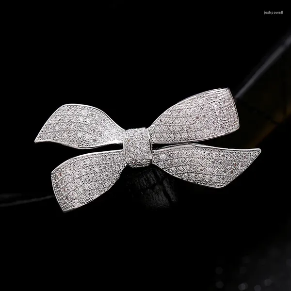 Broşlar moda micro pave cz Victoria kurdele bowtie bowknot pin kadın takı