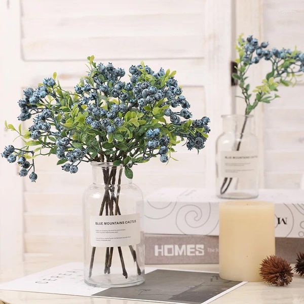 Flores decorativas planta artificial mirtilo eco-friendly casa escritório simulação berry decorações festa de casamento decoração de natal 5