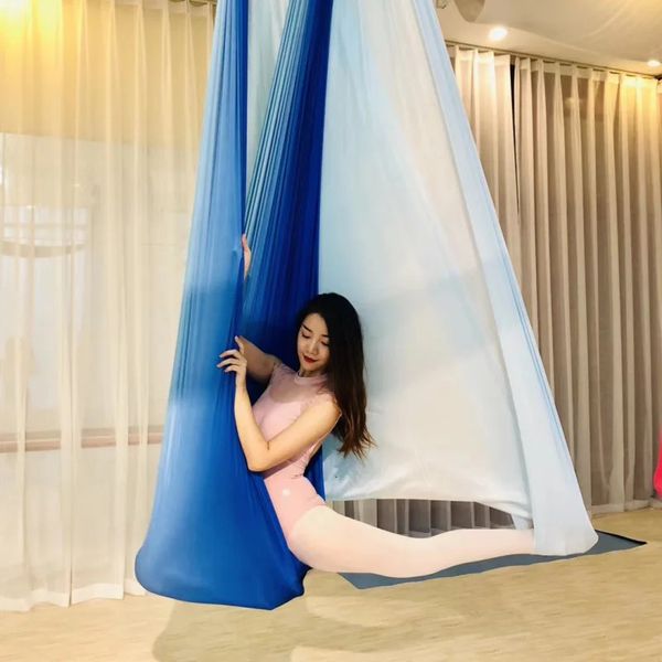 Bandas de resistência AntiGravidade Multicolor Yoga Hammock Flying Swing 5m Tecidos Cintos para o exercício Air Bed Trapeze Studio 231017
