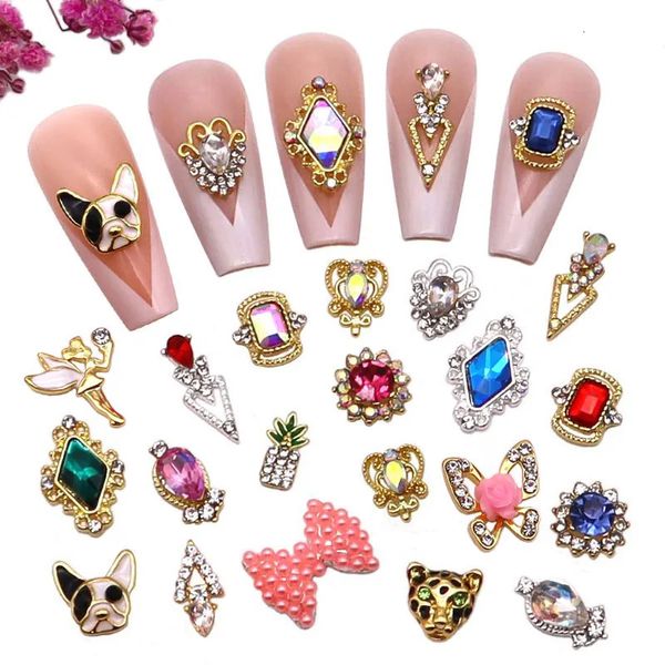 Decorações de arte de unhas 10 peças de luxo liga de metal brilhante strass pérola gemas charme design diy acessórios de moda 231017