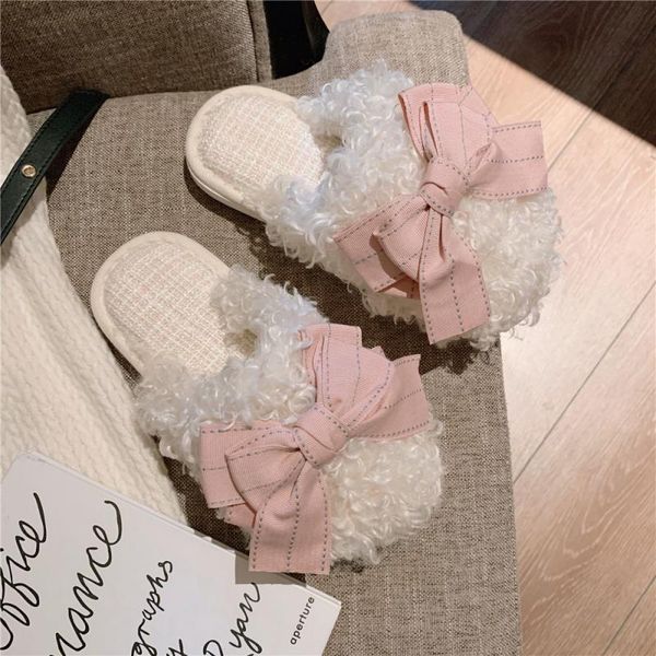 Pantofole in cotone con fondo morbido per il tempo libero da donna autunno e inverno Decorazione con fiocco per la casa di moda camera da letto calda e carina amore tridimensionale taglia 36-41