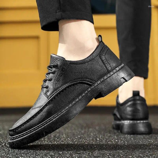 Sapatos de vestido masculino 2023 outono na moda estilo britânico meninos de couro respirável fundo macio negócios casual