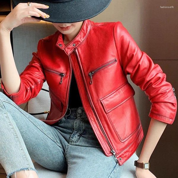 Pelle da donna 2023 Moda Donna Pelle di pecora rossa Giacca genuina Colletto corto Stand Slim Fit Tasche del cappotto Moto Biker Giubbotti Punk Outw