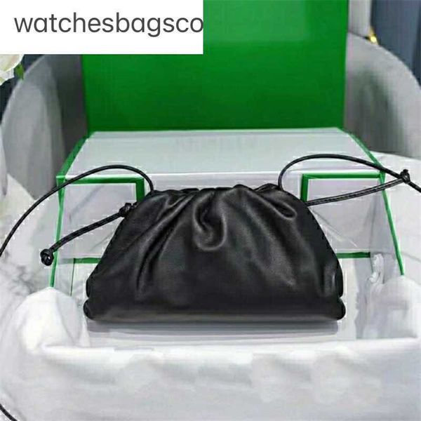 Gewebte Bottegaaveneta Großhandel gewebte Fabrik und Damen neue direkte Ledertasche Singleshoulder Umhängetasche Knödel Handtasche Wolke plissiert unter L