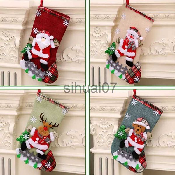 Decorações de Natal Meias de Natal fofas Decorações para árvores de Natal Sacos de doces para presentes bonecos de neve Papai Noel ursos de alces impressos casas Navidad meias Gif de Natal