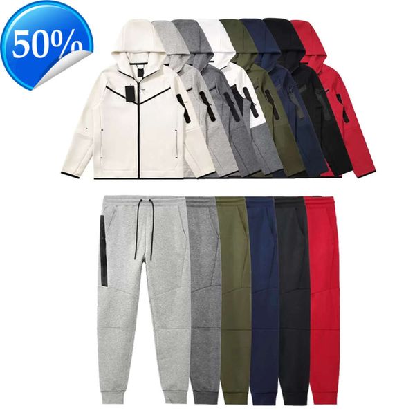 Tute da uomo Nake Tech Trapstar Felpa con cappuccio Europa Americano Basket Calcio Rugby in due pezzi con pantaloni da giacca con cappuccio a maniche lunghe da donna Primavera M-3XL