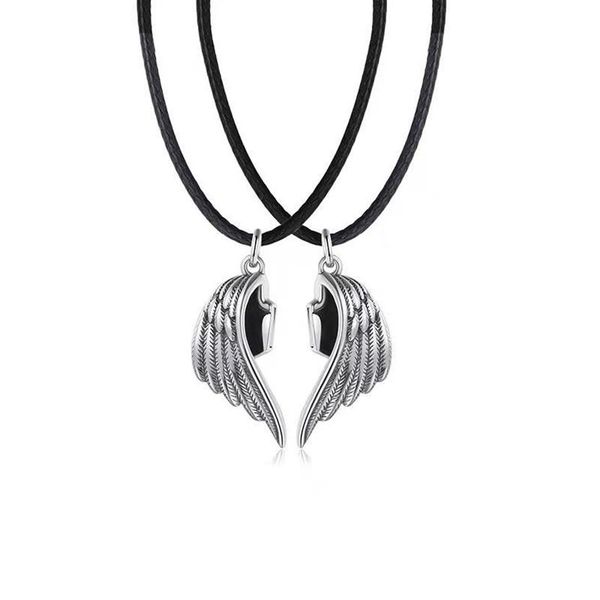 Подвесные ожерелья панк -магниты привлекают кожаную веревочную цепь ангель